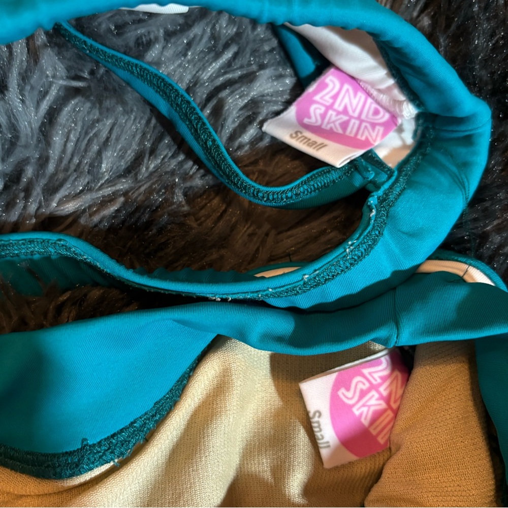 Small Second Skin set - Picture 2 of 3